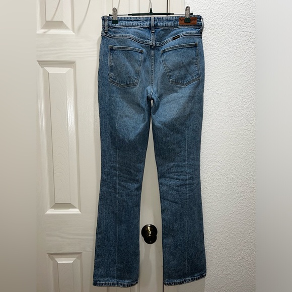 Wrangler - Picture 2 of 4